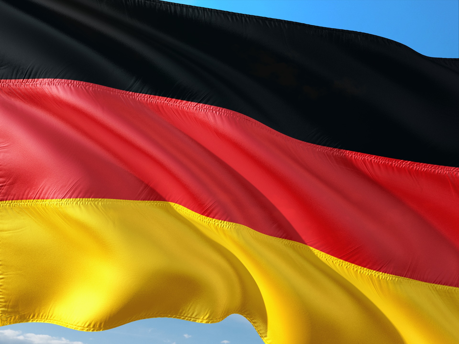 Saksan alkeet asiakaspalveluun matkailu- ja palvelualoille VERKKOTOTEUTUS (nro 707711)
