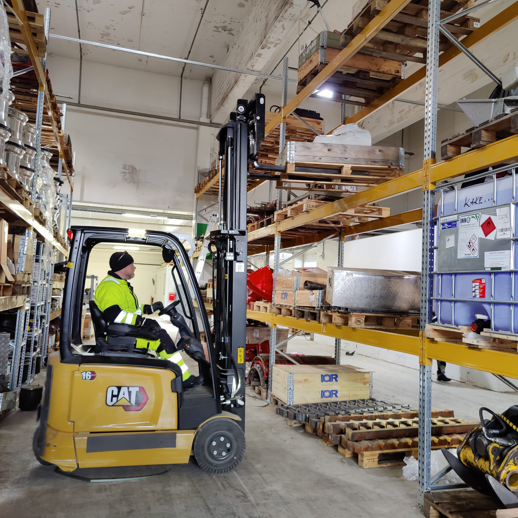 Logistiikan perustutkinto, sisälogistiikan osaamisala