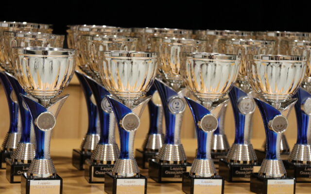 Lappian osaajakisojen palkintopokaaleja