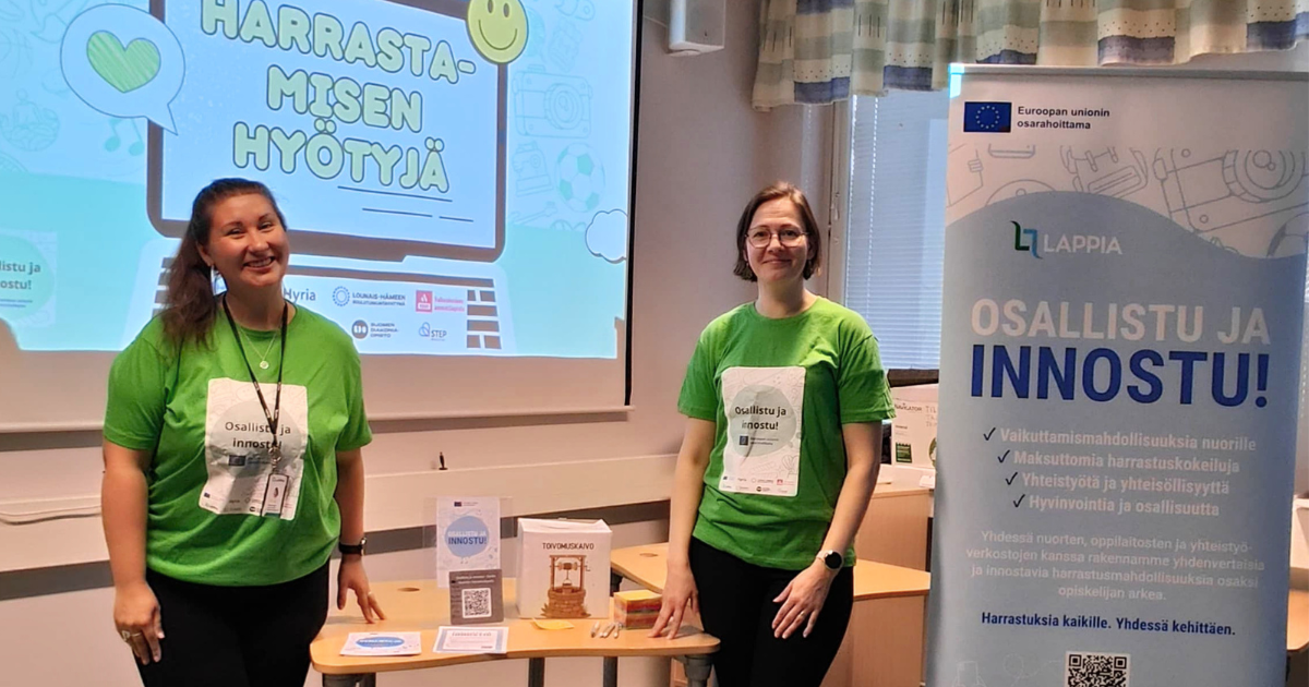 Osallistu ja innostu! -hankkeen esittelytilaisuus Lappian Kemin toimipisteellä. Kuvassa Teresa Ilola (vasemmalla) ja Jaana Patokoski (oikealla).